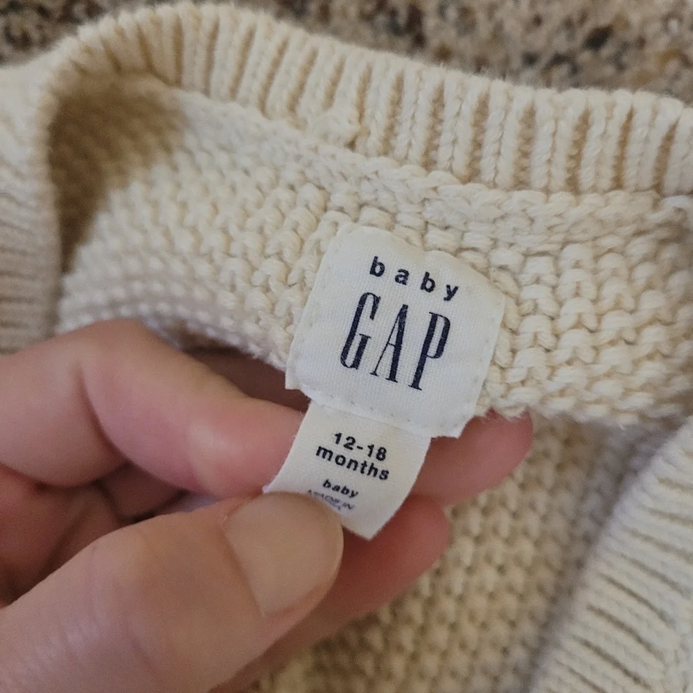 Gap Baby Cable Knit Cotton Button Up Sweater Size 12-18 Months